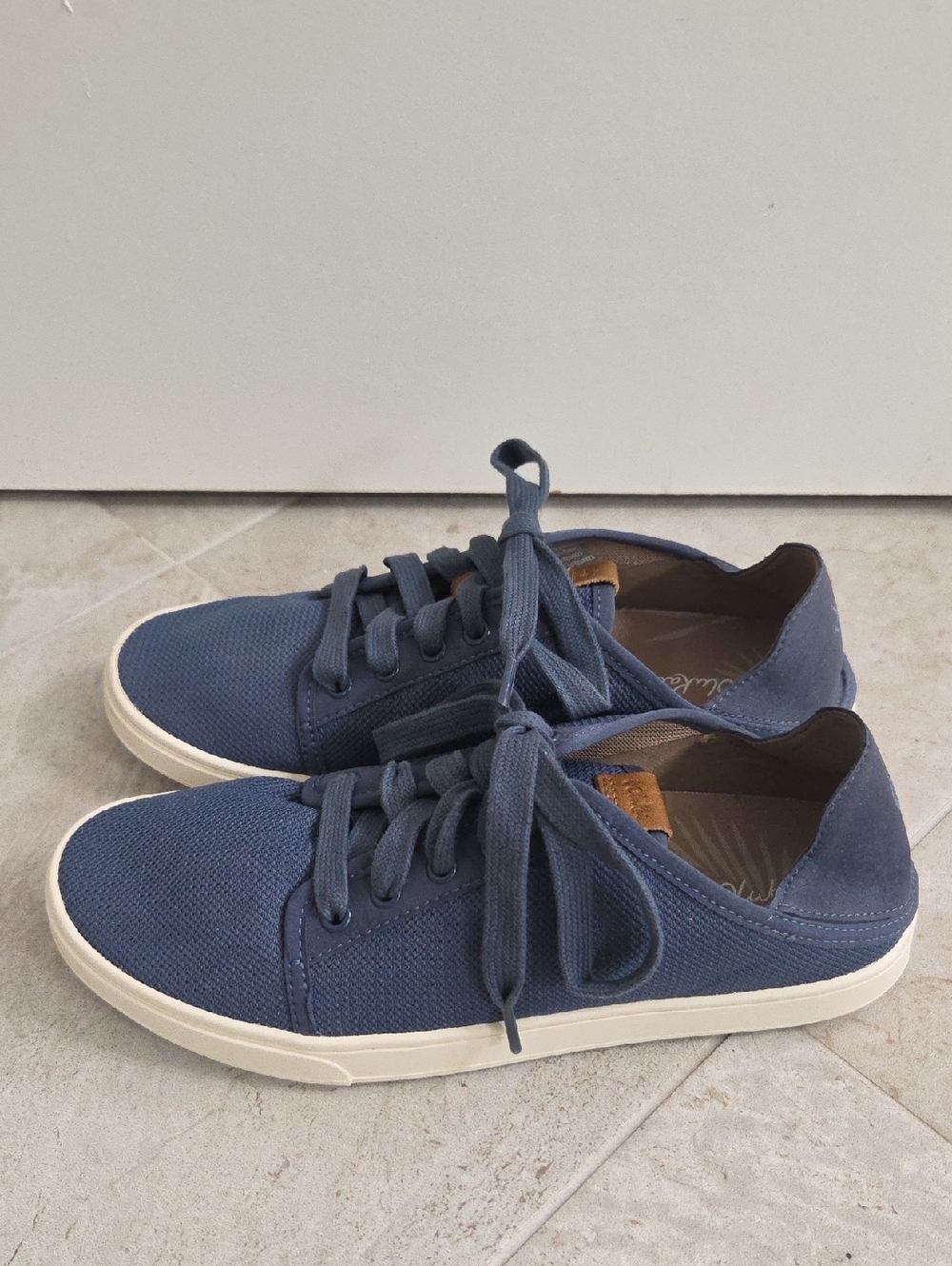 Pretty Blue Olukai Tennis Shoes In Great, Clean Condition! Size 8